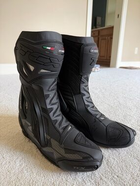 TCX RT race pro air Men’s Black Motorcycle Racing Boots